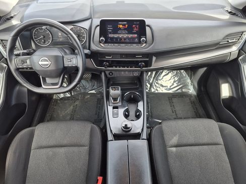 Used 2025 Nissan Rogue SV AWD/4WD image 14