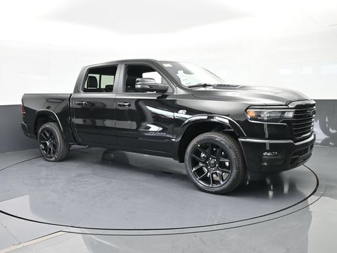 Used 2026 RAM 1500 Laramie w/ Night Edition AWD/4WD image 8