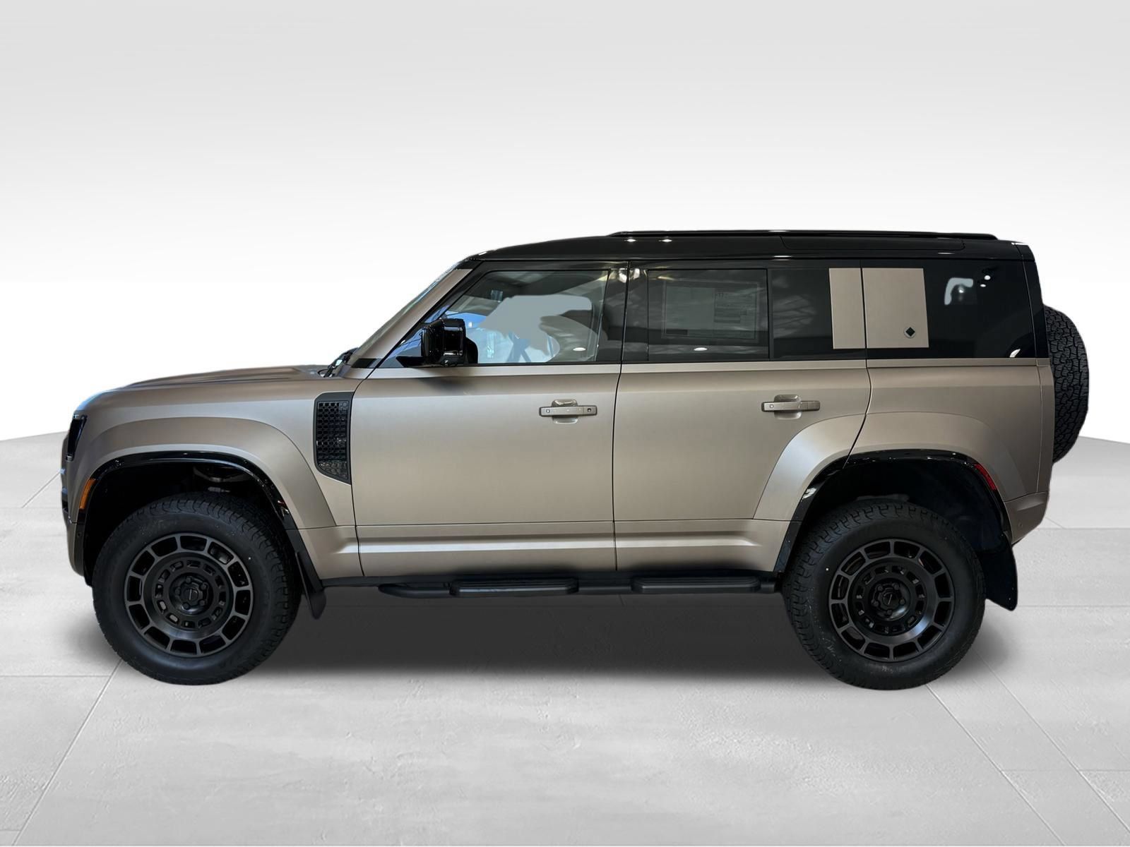New 2026 Land Rover Defender 110 OCTA AWD/4WD image 2