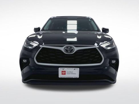 Certified 2024 Toyota Highlander XLE AWD/4WD image 22