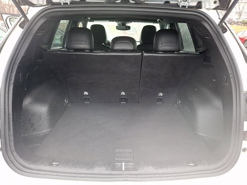 Used 2023 Jeep Compass Limited image 29