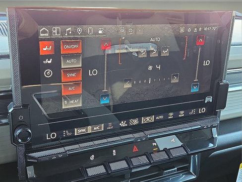 New 2026 GMC Hummer EV 4x4 Crew Cab image 20