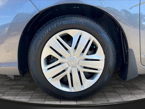 Used 2019 Honda Fit LX image 11