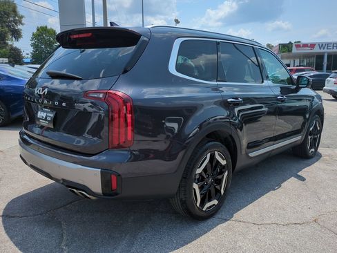 Certified 2025 Kia Telluride S FWD image 5