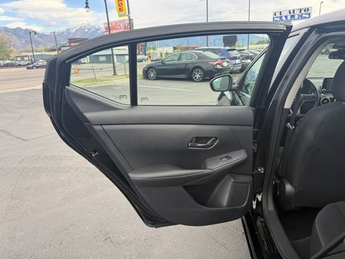 Used 2024 Nissan Sentra SV image 12