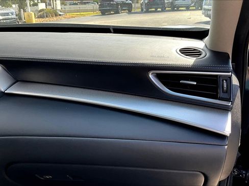 Certified 2022 INFINITI QX50 Essential image 21