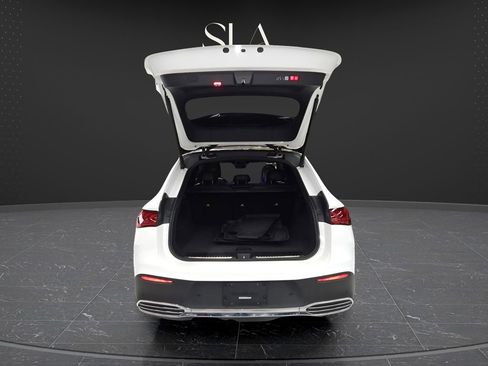 Used 2023 Mercedes-Benz EQE 350+ 4MATIC SUV w/ Pinnacle Trim Package image 8