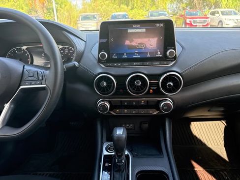 Certified 2023 Nissan Sentra SV FWD image 15