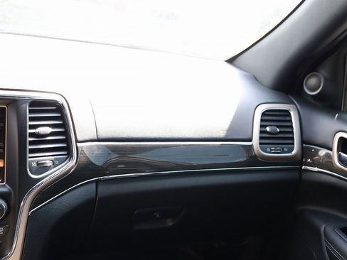 Used 2014 Jeep Grand Cherokee Overland w/ Advanced Technology Group image 20