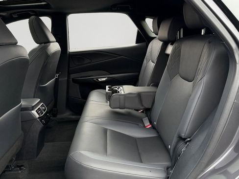 Used 2025 Lexus RX 350 Premium image 10