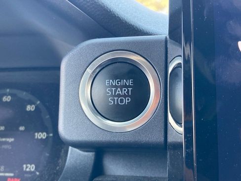 Certified 2025 Toyota 4Runner Limited image 19