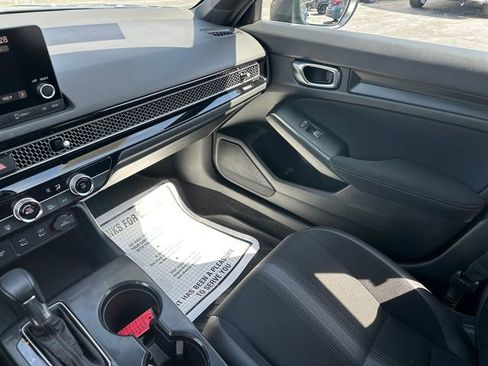 Used 2025 Honda Civic Sport image 22