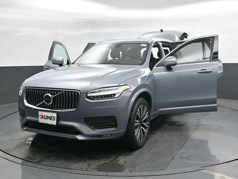 Used 2022 Volvo XC90 T6 Momentum w/ Climate Package AWD/4WD image 48