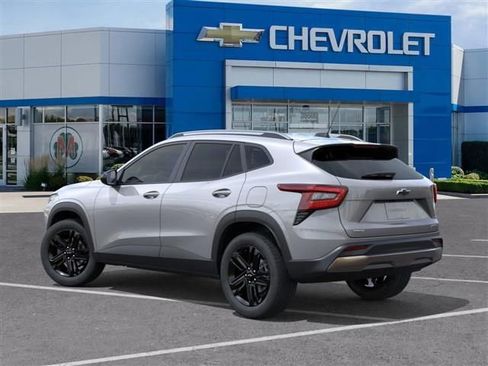 New 2025 Chevrolet Trax ACTIV w/ Driver Confidence Package image 3