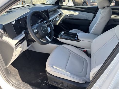 New 2026 Hyundai Tucson Limited image 9