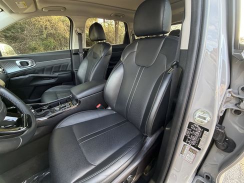 Used 2022 Kia Sorento SX image 17