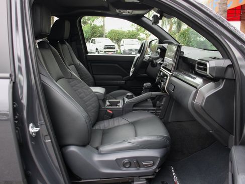 Used 2024 Toyota Tacoma TRD Sport image 42