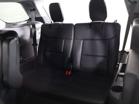 Used 2023 Ford Explorer XLT w/ Equipment Group 202A image 37