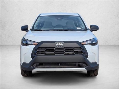 Used 2026 Toyota Corolla Cross L image 6