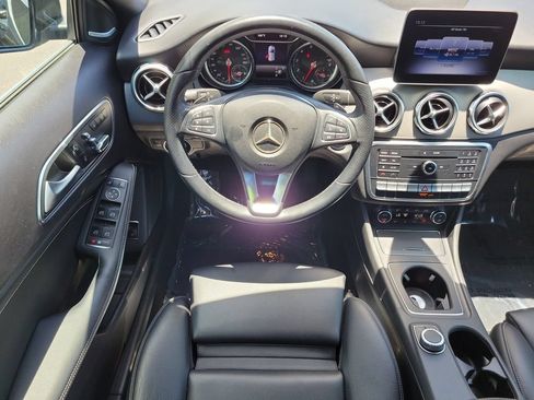 Used 2020 Mercedes-Benz GLA 250 4MATIC image 15