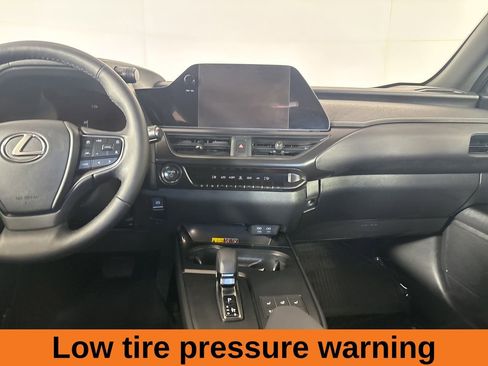 Used 2025 Lexus UX 300h FWD image 23