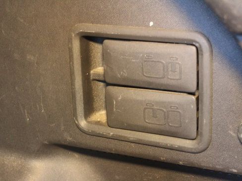 Used 2019 GMC Terrain SLE image 17