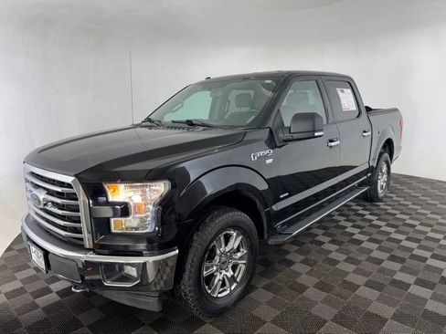 Used 2017 Ford F150 XLT w/ Equipment Group 302A Luxury AWD/4WD image 5