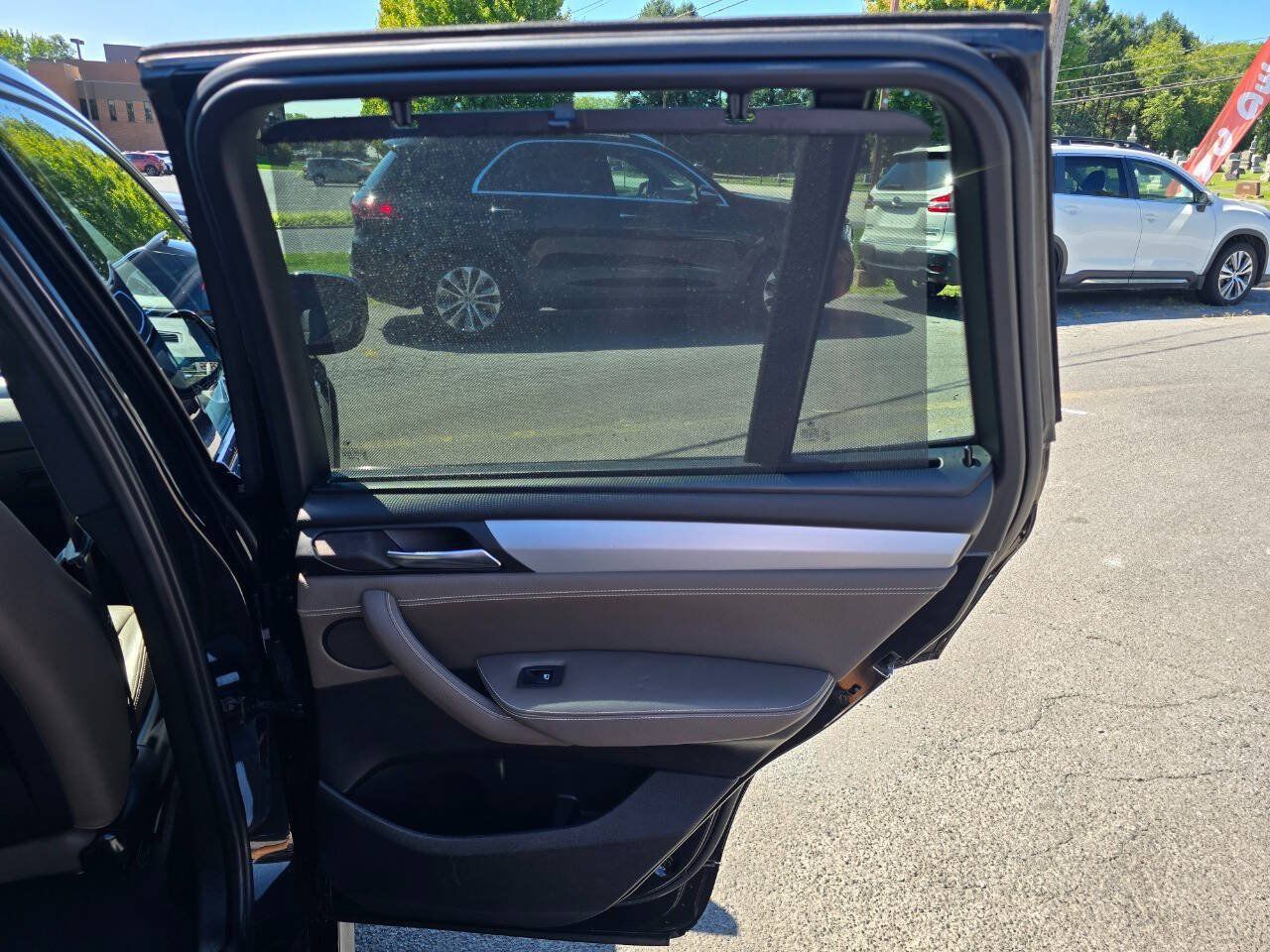 Used 2012 BMW X3 xDrive35i w/ Premium Pkg AWD/4WD image 31