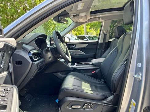 Used 2026 Acura MDX FWD w/ Technology Package image 7