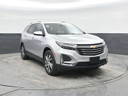 Used 2022 Chevrolet Equinox Premier AWD/4WD image 5