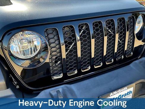 Used 2020 Jeep Gladiator Sport w/ Quick Order Package 24S image 27