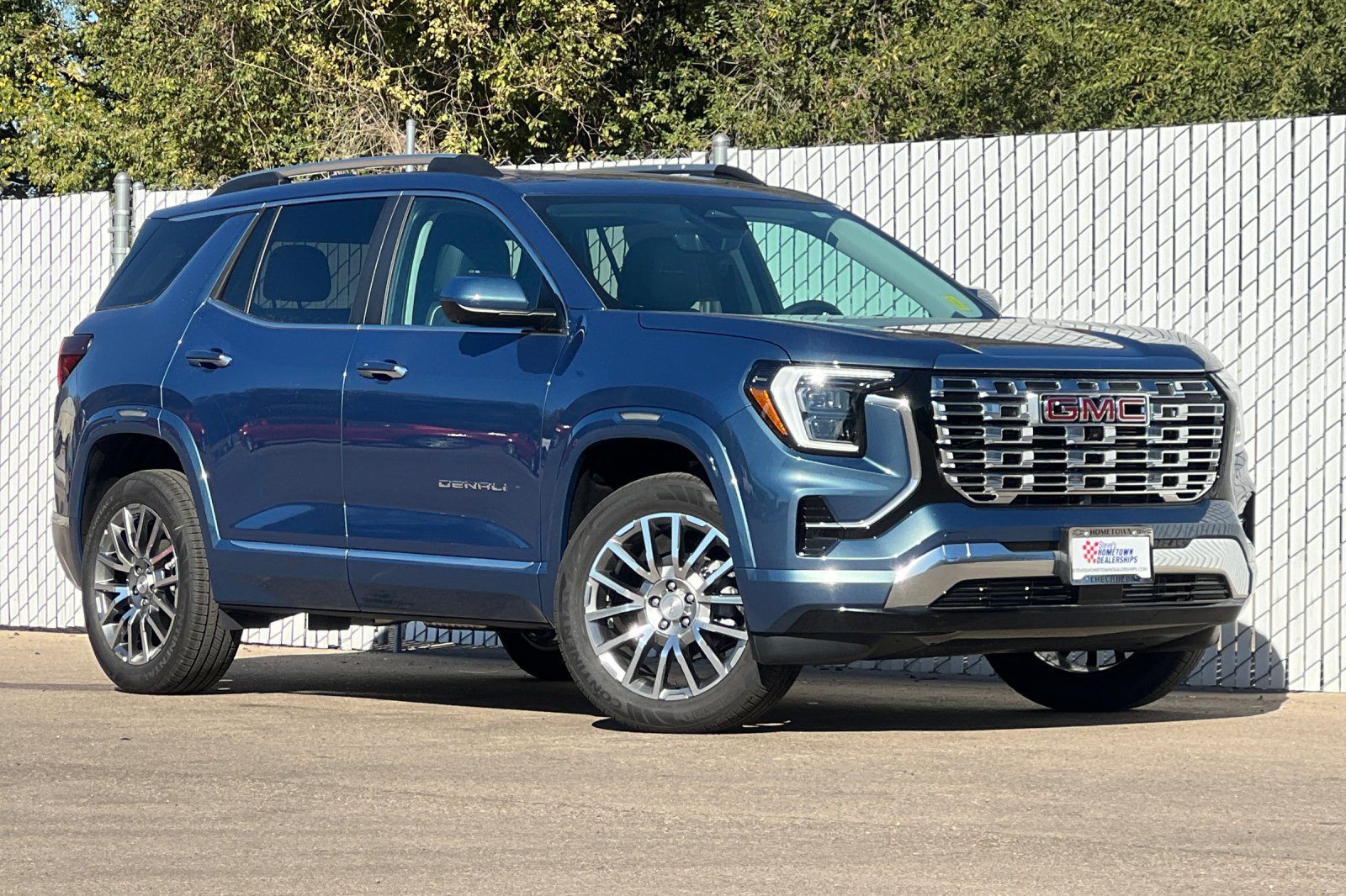 New 2027 GMC Terrain Denali AWD/4WD image 2