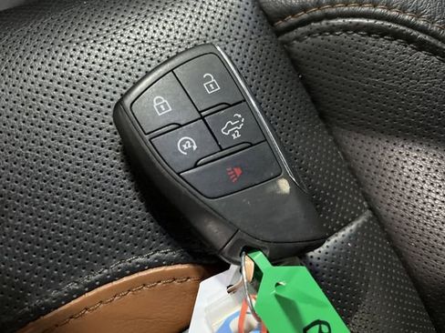 Used 2024 GMC Sierra 2500 AT4 w/ AT4 Preferred Package image 31