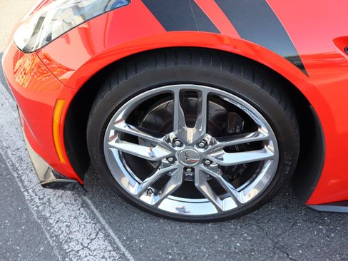 Used 2017 Chevrolet Corvette Stingray Coupe RWD image 35