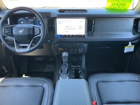 Used 2026 Ford Bronco Badlands AWD/4WD image 33