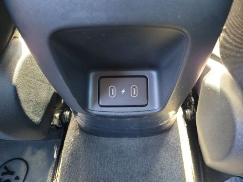 New 2026 Hyundai Elantra SE FWD image 9