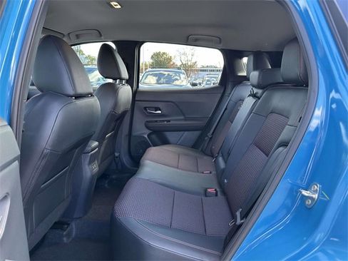 New 2025 Nissan Kicks SR image 13