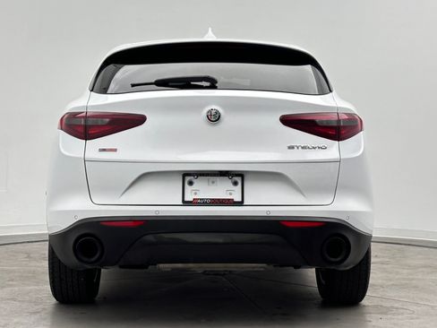 Used 2023 Alfa Romeo Stelvio Sprint RWD image 7