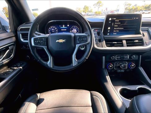 Used 2022 Chevrolet Tahoe LT w/ Luxury Package image 5