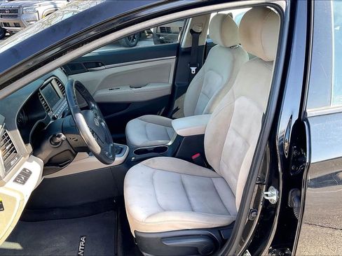 Used 2018 Hyundai Elantra Value Edition image 34