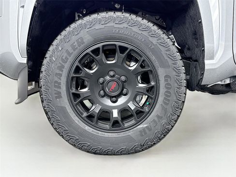 New 2026 Toyota Tacoma SR5 image 39