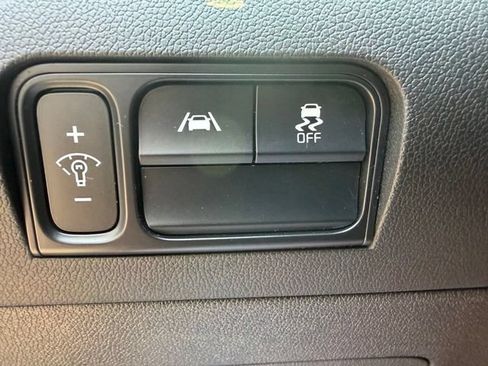 Certified 2023 Kia Sorento S AWD/4WD image 22