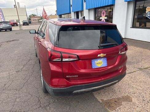 Used 2024 Chevrolet Equinox LT image 11