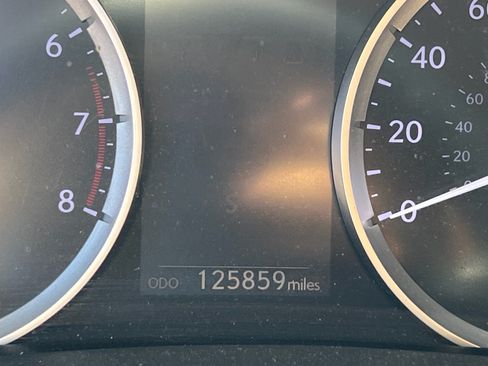 Used 2014 Lexus IS 250 w/ Navigation Package RWD image 15