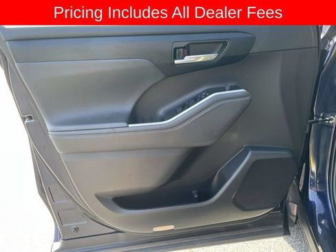 Used 2022 Toyota Highlander XSE AWD/4WD image 20