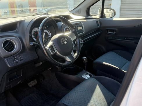 Used 2012 Toyota Yaris SE FWD image 10