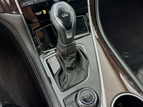 Used 2019 INFINITI Q50 Luxe w/ Cargo Package (L96) RWD image 23