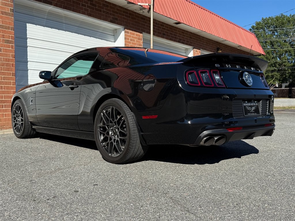 Used 2014 Ford Mustang Shelby GT500 w/ Equipment Group 821A RWD image 20