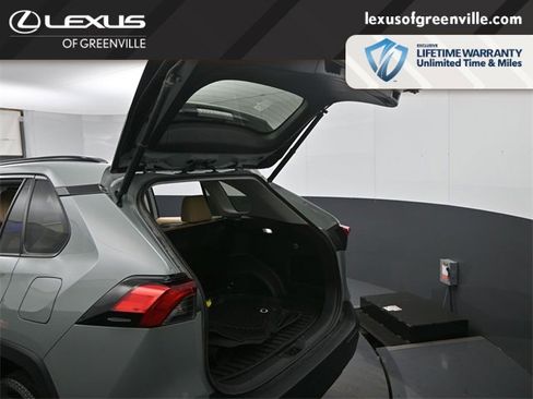 Used 2023 Toyota RAV4 XLE Premium image 32