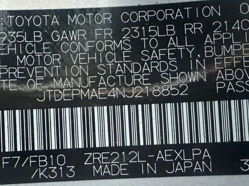 Used 2022 Toyota Corolla LE image 28